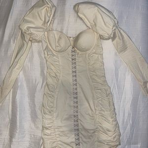 Beautiful Cream Puff Sleeve Dress